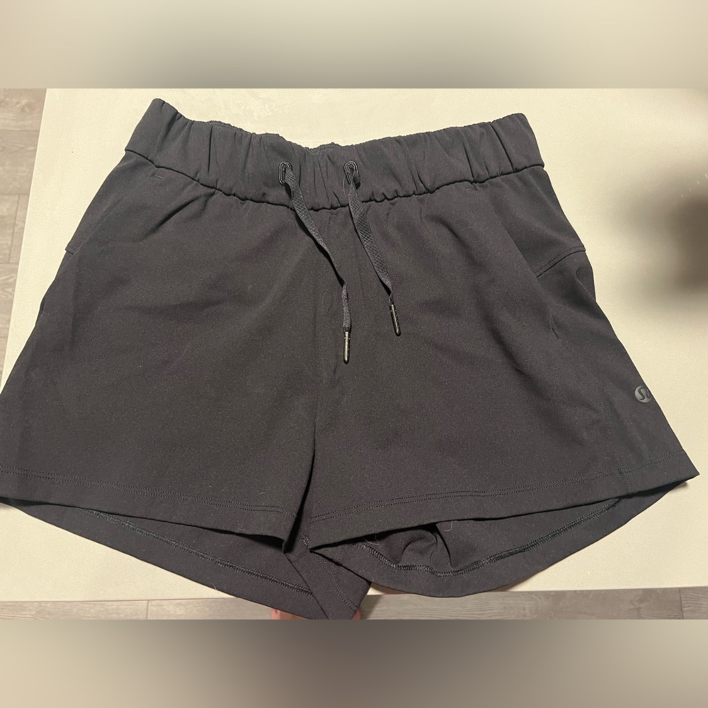 BRAND NEW NEVER WORN - Lululemon shorts